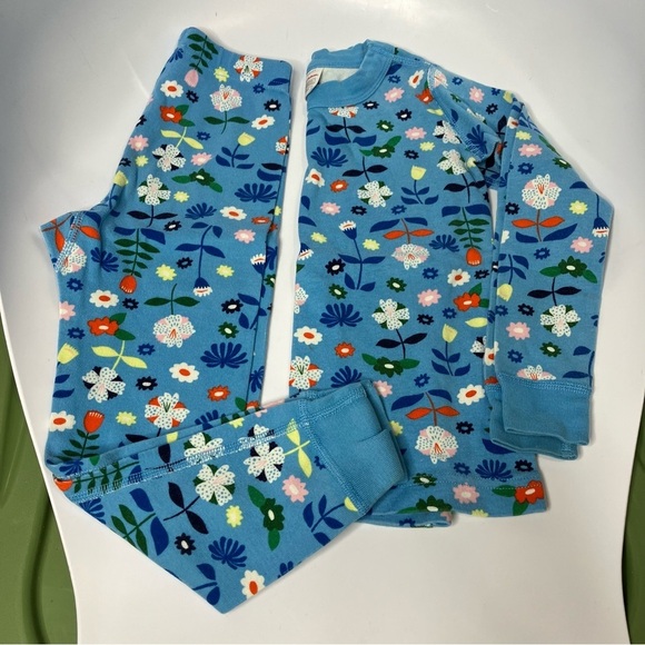 Hanna Andersson blue floral pajama set size 5 organic cotton - Picture 2 of 4